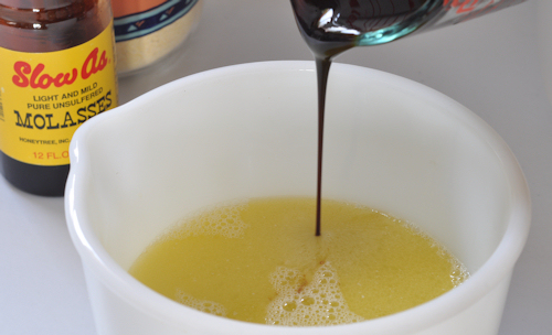 molasses_in