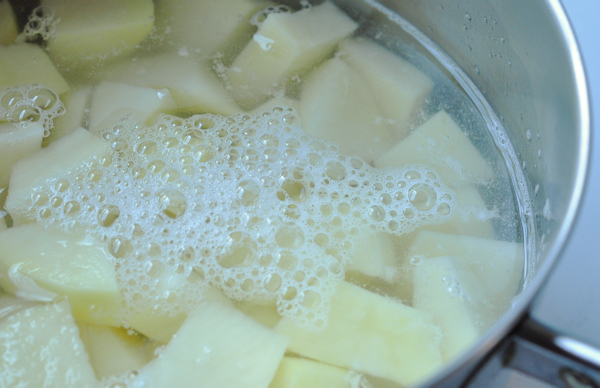 boiling potatoes