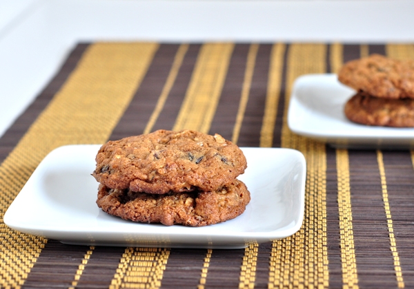 dried plum and oatmeal cookies
